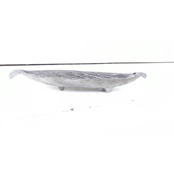 Vintage silver metal small leaf trinket tray - Picture 3 of 5